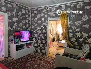 4-комнатный дом, 6 соток, 68 м²