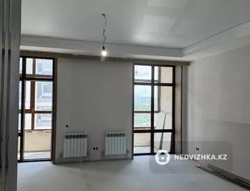3-комнатная квартира, этаж 8 из 9, 170 м²