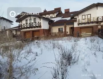 5-комнатный таунхаус, 3 соток, 360 м²