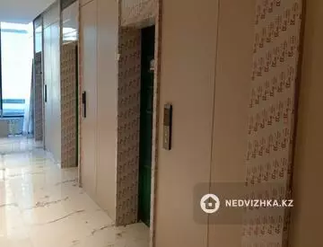 2-комнатная квартира, этаж 3 из 21, 76 м²