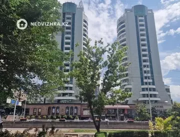 2-комнатная квартира, этаж 1 из 9, 53 м²