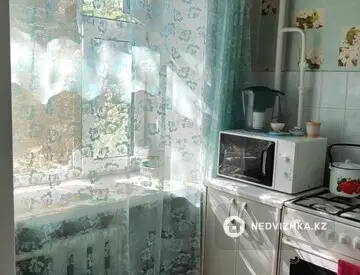 2-комнатная квартира, этаж 3 из 5, 43 м²