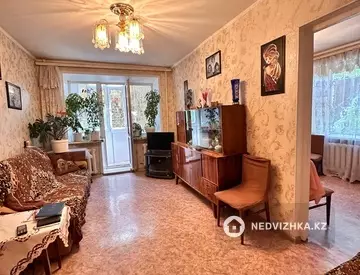 2-комнатная квартира, этаж 3 из 5, 43 м²