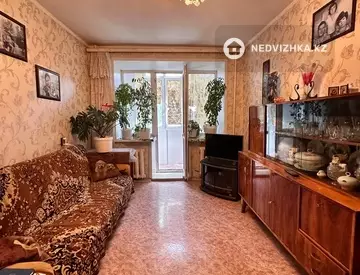 2-комнатная квартира, этаж 3 из 5, 43 м²