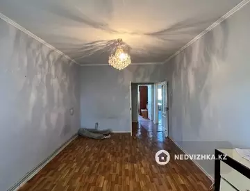 2-комнатная квартира, этаж 5 из 5, 55 м²