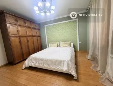 3-комнатная квартира, этаж 3 из 6, 120 м², На длительный срок
