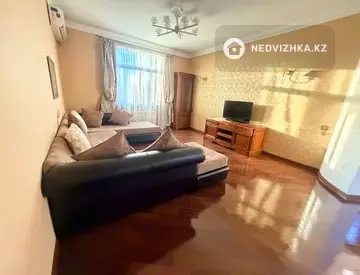3-комнатная квартира, этаж 3 из 6, 120 м², На длительный срок