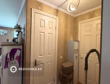 4-комнатная квартира, этаж 4 из 4, 88 м²