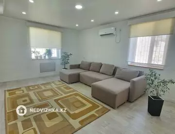 2-комнатная квартира, этаж 5 из 5, 55 м²