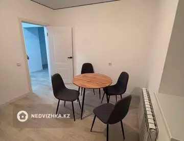 2-комнатная квартира, этаж 2 из 14, 66 м²