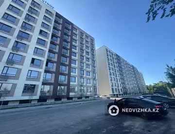 1-комнатная квартира, этаж 3 из 9, 42 м²