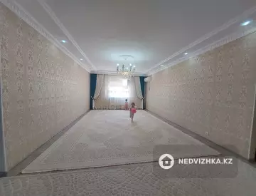 5-комнатный дом, 25 соток, 210 м²