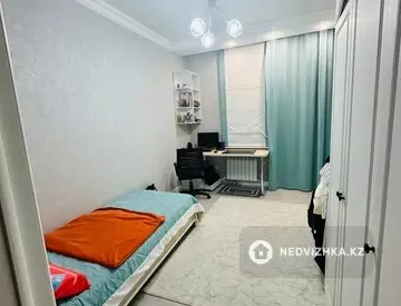 4-комнатная квартира, этаж 2 из 5, 108 м²