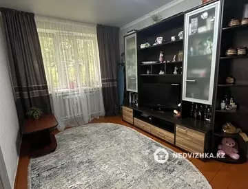 3-комнатная квартира, этаж 1 из 2, 43 м²