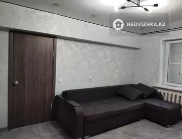 1-комнатная квартира, этаж 3 из 3, 38 м², На длительный срок