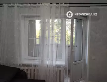 1-комнатная квартира, этаж 3 из 3, 38 м², На длительный срок