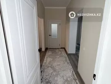 2-комнатная квартира, этаж 4 из 5, 78 м²