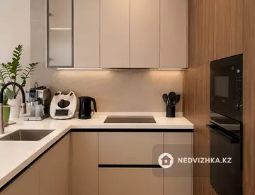 3-комнатная квартира, этаж 8 из 9, 92 м²