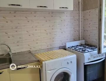 2-комнатная квартира, этаж 3 из 5, 28 м², На длительный срок