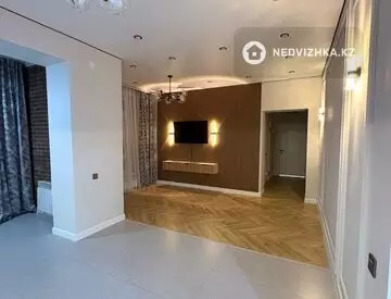 3-комнатная квартира, этаж 1 из 4, 80 м²