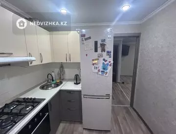 3-комнатная квартира, этаж 3 из 5, 43 м², На длительный срок