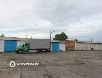 Помещение, этаж 1 из 1, 1 700 м²