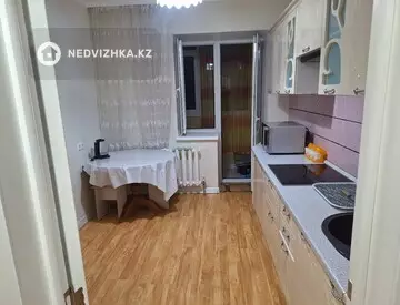 2-комнатная квартира, этаж 3 из 9, 55 м², На длительный срок