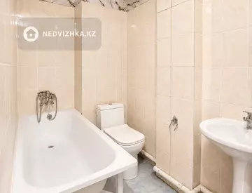 1-комнатная квартира, этаж 4 из 9, 42 м²