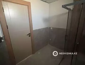 1-комнатная квартира, этаж 5 из 8, 42 м²