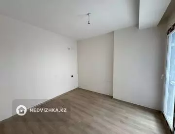 1-комнатная квартира, этаж 5 из 8, 39 м²