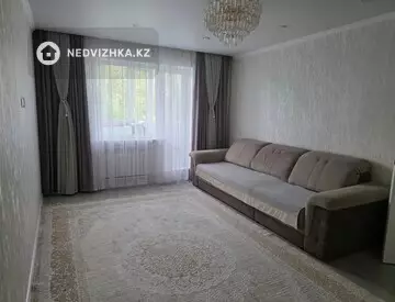 3-комнатная квартира, этаж 2 из 5, 82 м², Посуточно