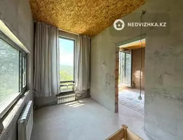 3-комнатная дача, 8 соток, 140 м²
