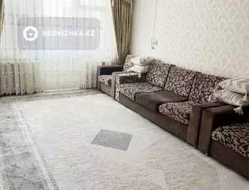 4-комнатная квартира, этаж 2 из 5, 72 м²