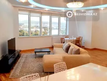 2-комнатная квартира, этаж 17 из 32, 92 м², На длительный срок