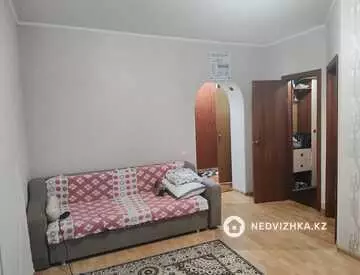 1-комнатная квартира, этаж 6 из 10, 38 м²