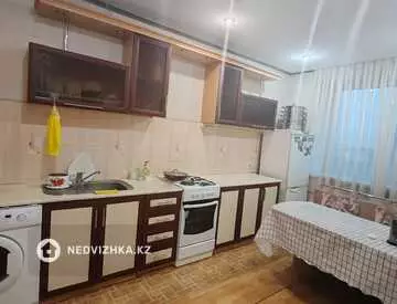 1-комнатная квартира, этаж 6 из 10, 38 м²