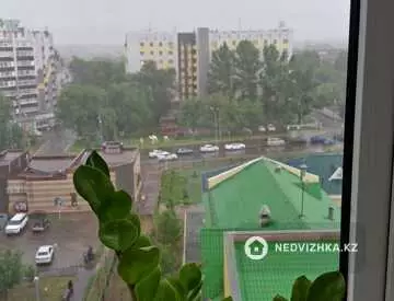 2-комнатная квартира, этаж 9 из 9, 42 м²