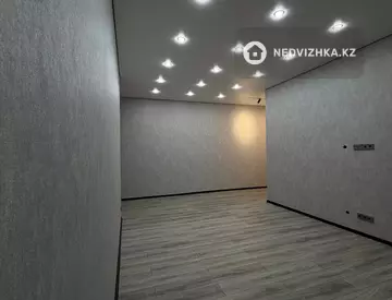 3-комнатная квартира, этаж 2 из 3, 92 м²