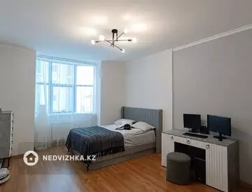 3-комнатная квартира, этаж 6 из 18, 127 м²
