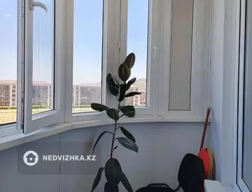 1-комнатная квартира, этаж 4 из 9, 39 м²