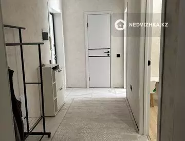 2-комнатная квартира, этаж 3 из 5, 58 м²