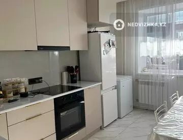 2-комнатная квартира, этаж 3 из 5, 58 м²