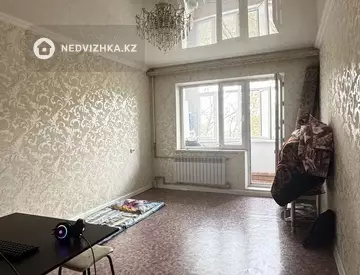 2-комнатная квартира, этаж 4 из 5, 54 м²