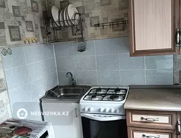 3-комнатная квартира, этаж 3 из 5, 62 м², На длительный срок