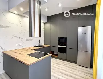 4-комнатная квартира, этаж 2 из 3, 157 м²