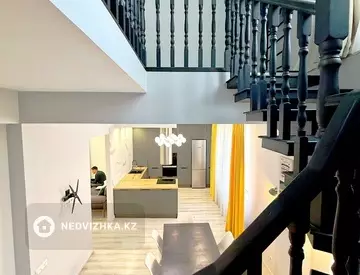 4-комнатная квартира, этаж 2 из 3, 157 м²