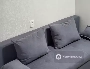 1-комнатная квартира, этаж 3 из 5, 17 м², На длительный срок