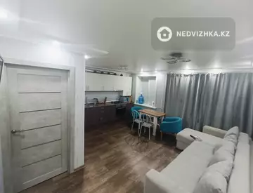 3-комнатная квартира, этаж 4 из 5, 64 м²