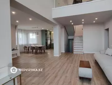 4-комнатный дом, 10 соток, 304 м²