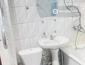 2-комнатная квартира, этаж 3 из 5, 45 м²